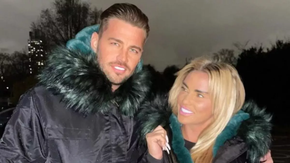 Katie Price and Carl Woods are officially back together
