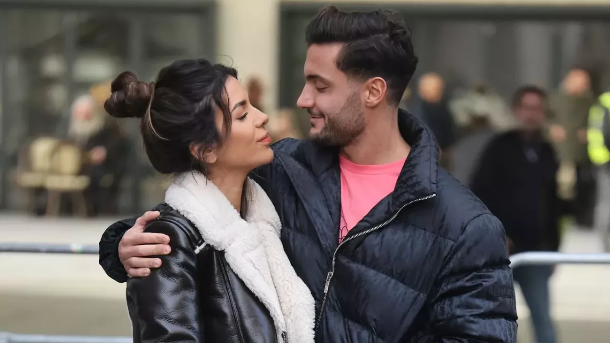 Love Island Ekin-Su left livid after seeing other girls on Davide’s phone