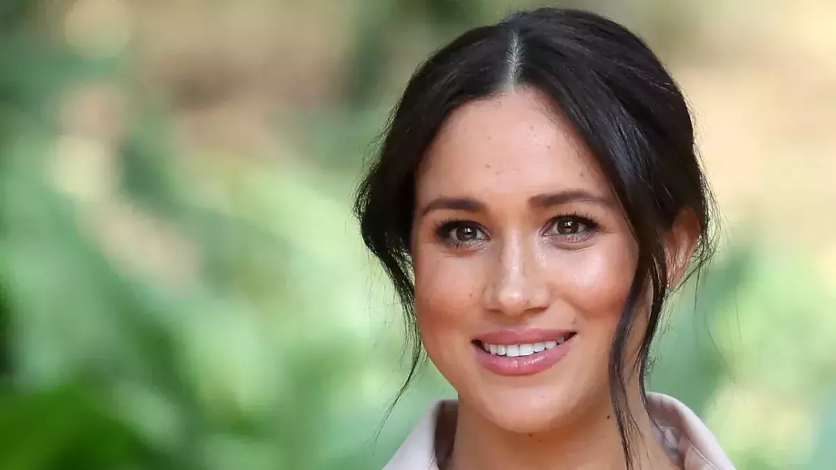 Meghan Markle spends mother's day donating baby supplies to homeless women