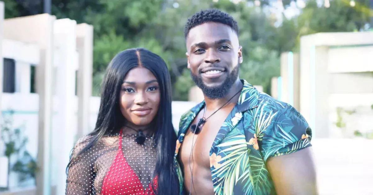 A Couple Has Already Joined 'The  Do Bits Society' Before Shocking Re-coupling