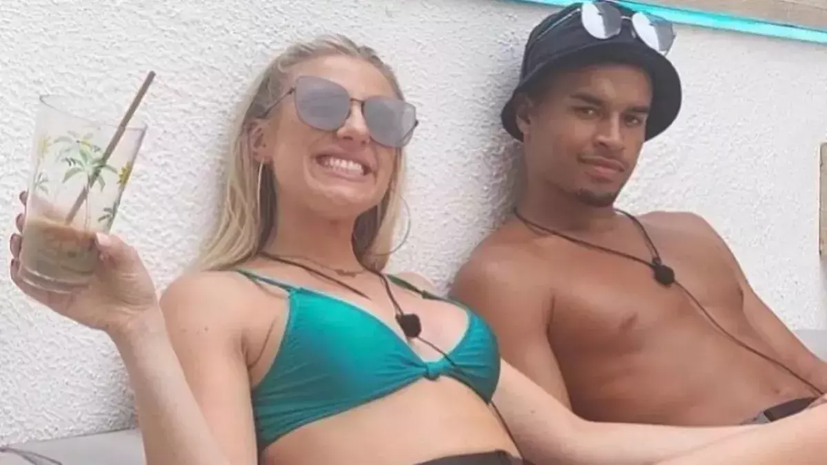 Love Island: Chloe and Toby