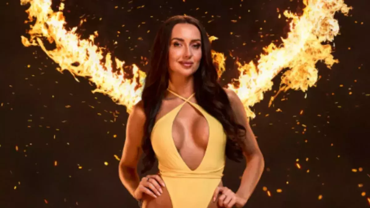 Love Island spoiler June 9, Jess Ronnie Harriett love triangle Jess furious recoupling speech