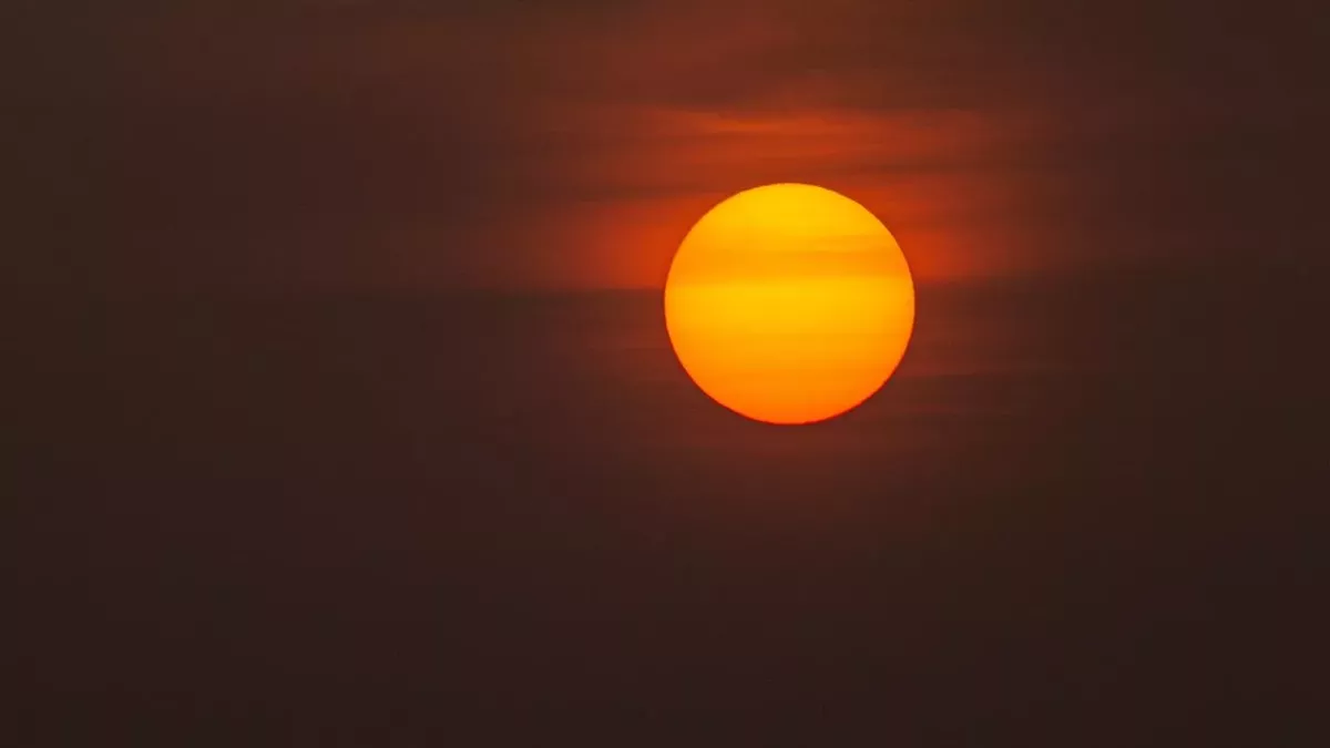 Solar flares could hit Earth as sunspot doubles in size