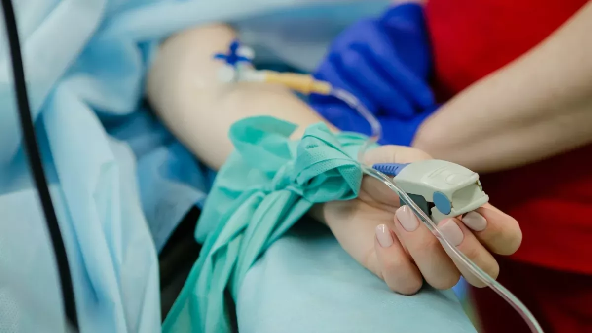 Teenager dies from anaphylactic shock seven days after COVID vaccination