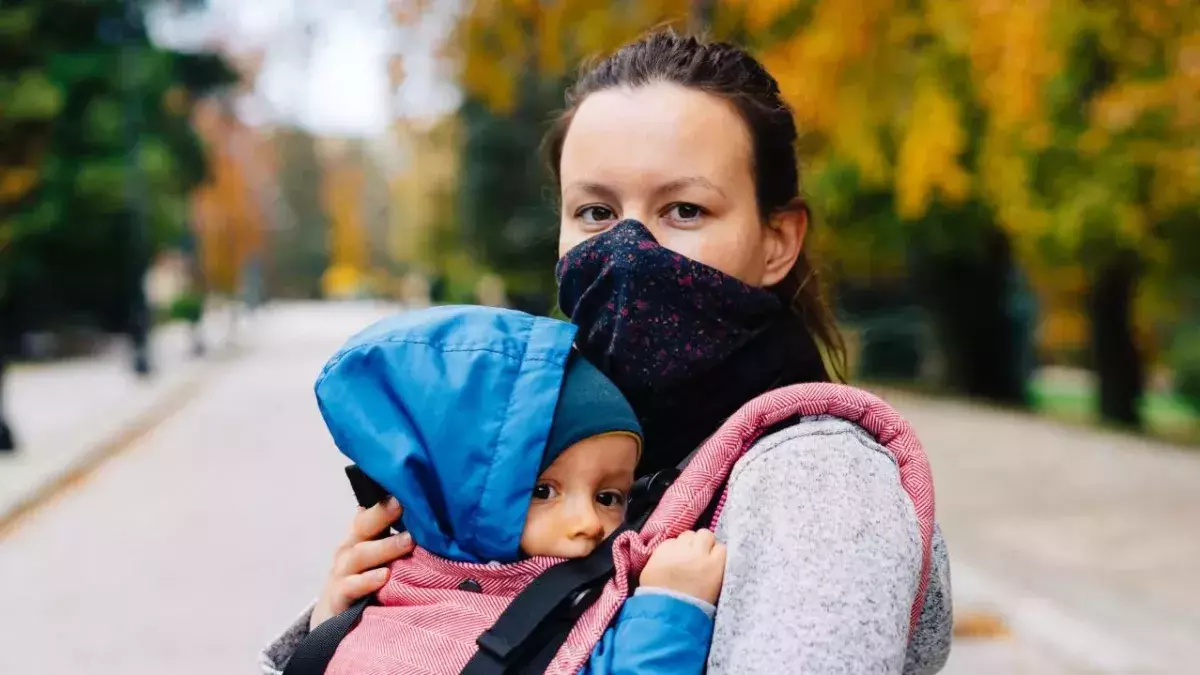 Two-year-old toddler was hurled off plane for not wearing mask despite severe asthma