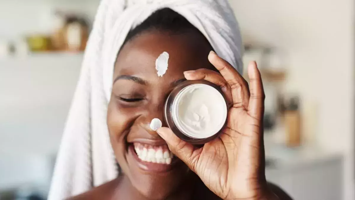 5 Best Moisturisers For Acne-Prone Skin In 2021
