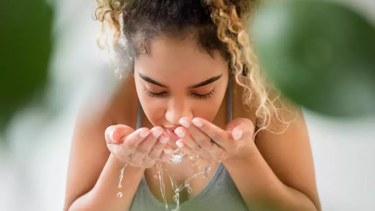 7 Tips For Curing Acne Naturally