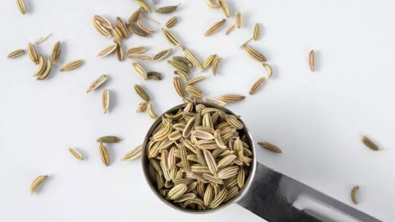 7 Natural Remedies To Help Keep Your Digestive System Running Smoothly After All The Celebrations