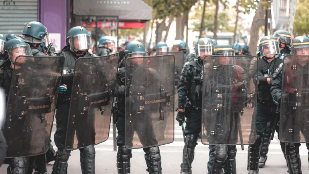 Brits issued holiday warning over violent clashes in France, check if it will affect your plans