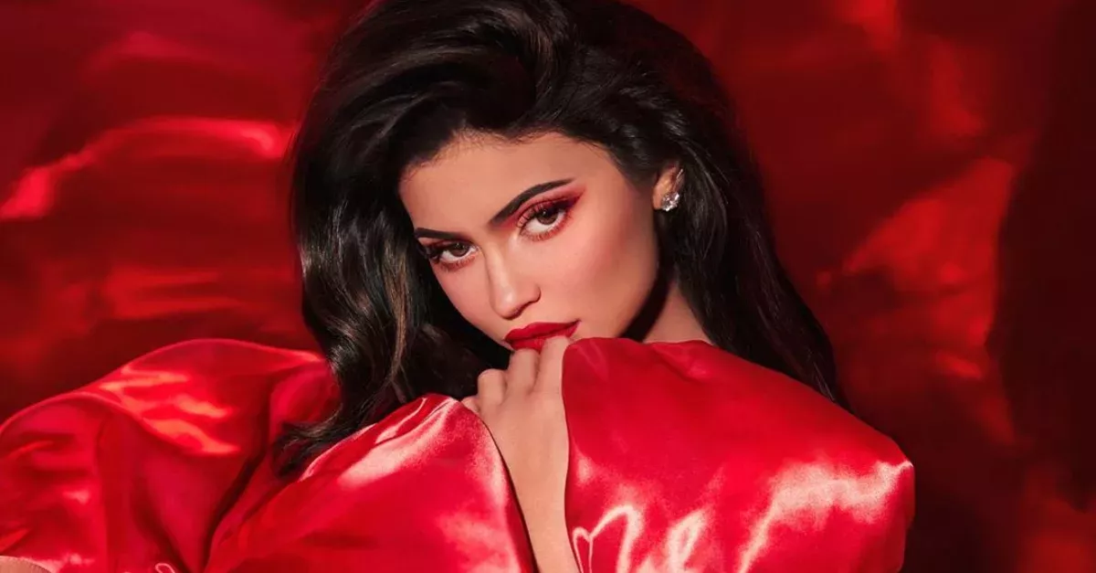 This Photo Of Kylie Jenner Naked Is Driving The Internet Crazy