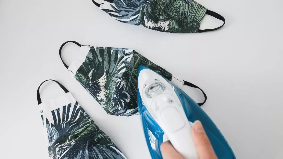 Reusable face mask