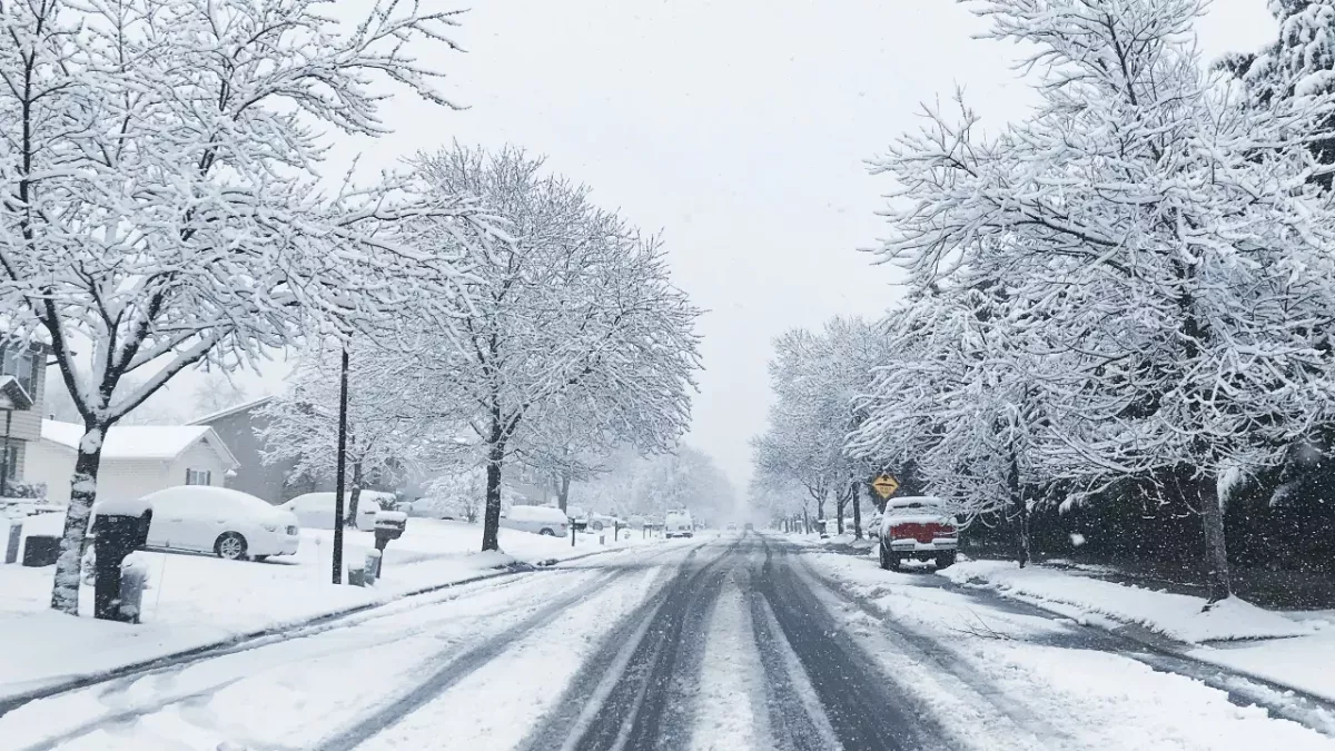 Snow ice warning UK how long it will last