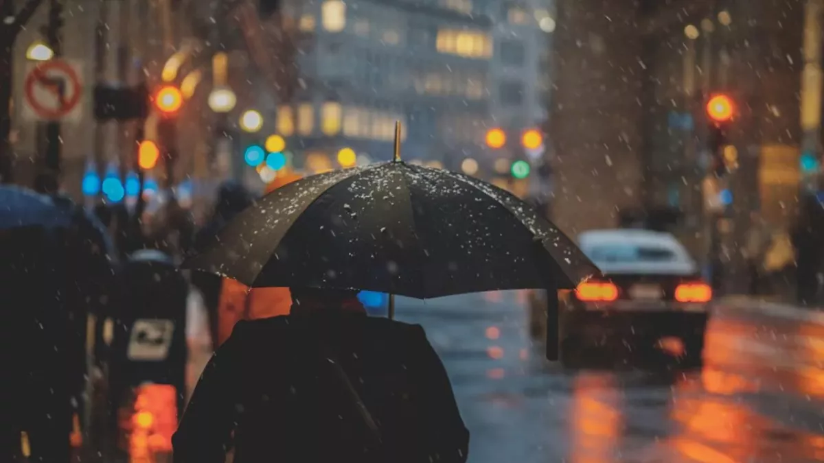 Weather alert: The UK issued an 11-hour yellow thunder warning