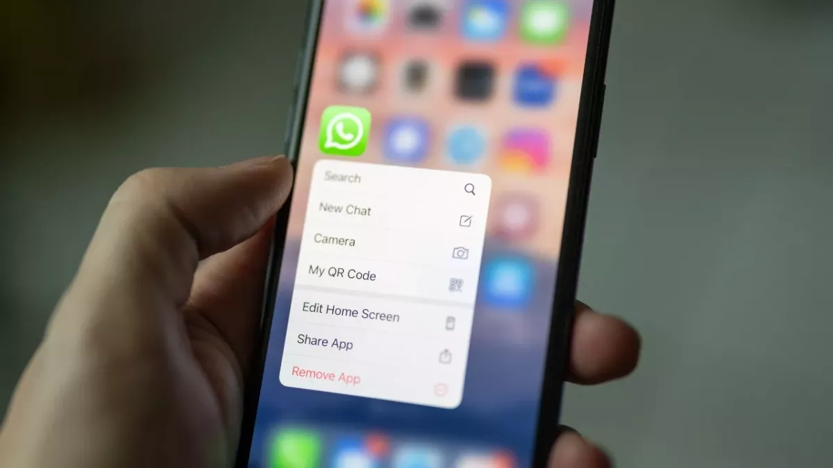 WhatsApp warning messages deleted Google storage 