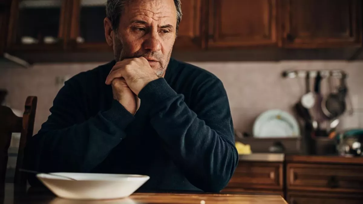 Dementia: Changes in food habits is a lesser-known symptom of this serious condition