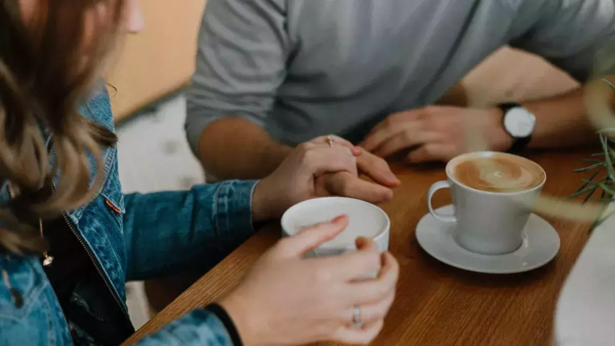 Six warning signs according to an expert that your date just wants sex