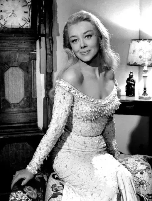 Glynis Johns in Mad About Men