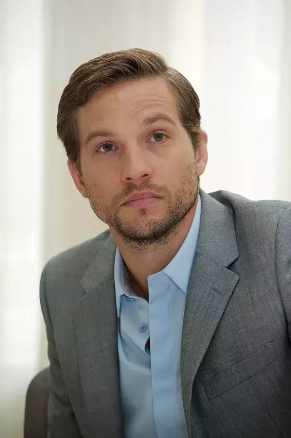 Logan-Marshall Green in Spider-Man: Homecoming