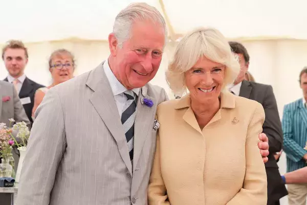 13. The new monarch and his wife live with 125 employees and servants who take care of their comfort