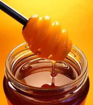 Honey: It's sweet, delicious, and practical. Try mixing this with sugar to use as lip scrub. It will leave you with soft and kissable lips!