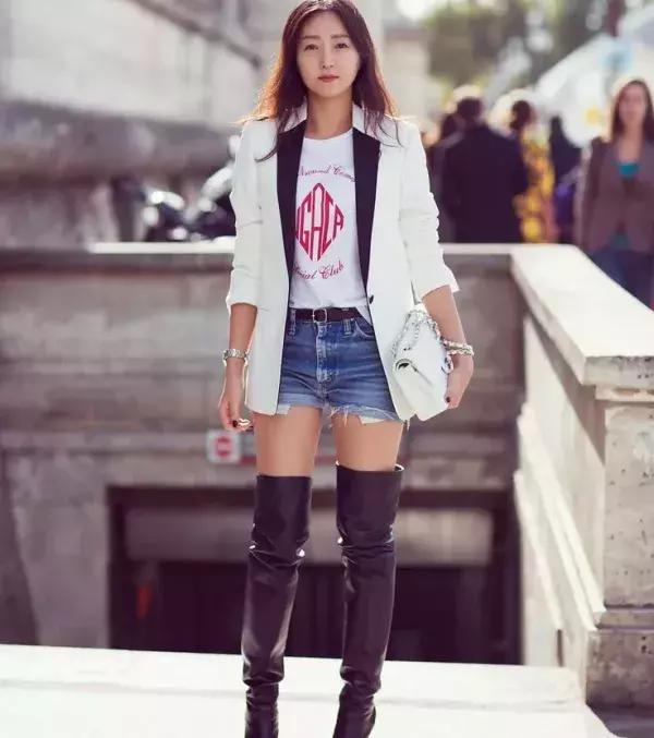 If you don't like wearing skirts, shorts look great as well