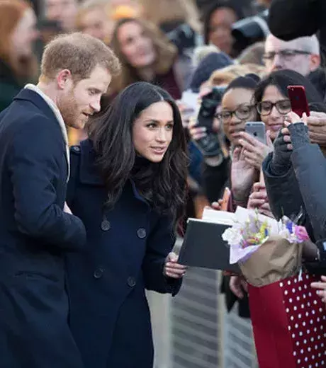 She will not be able to give autographs to the public anymore.