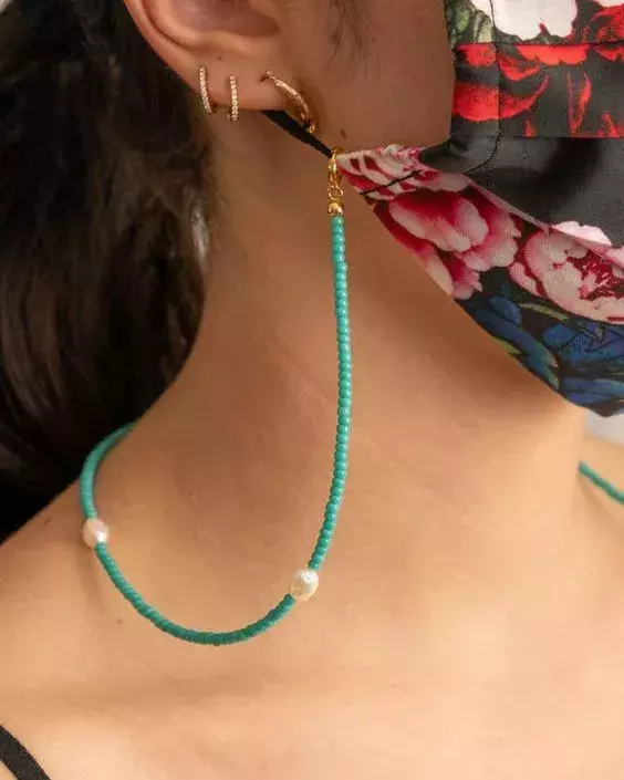 Teal beads and white pearl mask chain