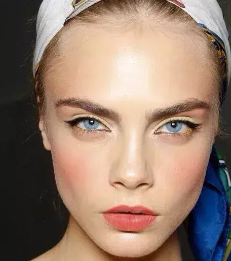 Try finding blushes that have vitamin E. This will help hydrate your cheeks.