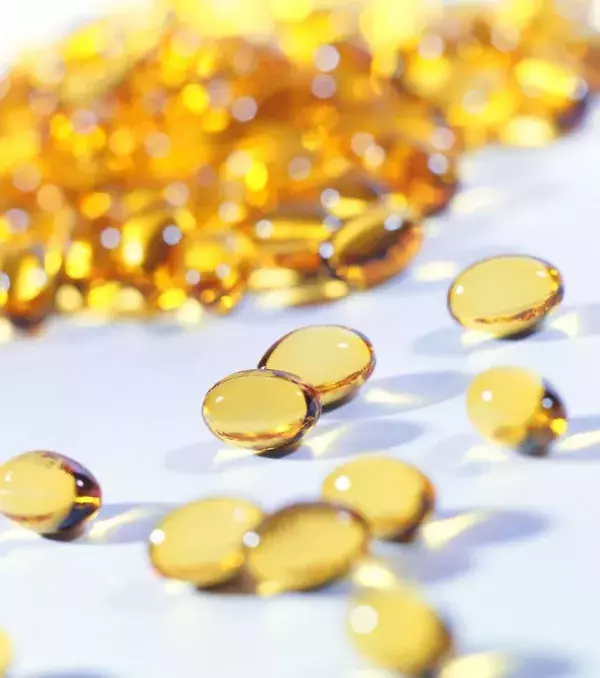 Vitamin E: Make sure you are getting enough Vitamin E. It is the best nutrient to help cure dry lips and skin. Plus it comes in many forms from oils to capsules - just take your pick. Directly apply the Vitamin E oil onto your lips.