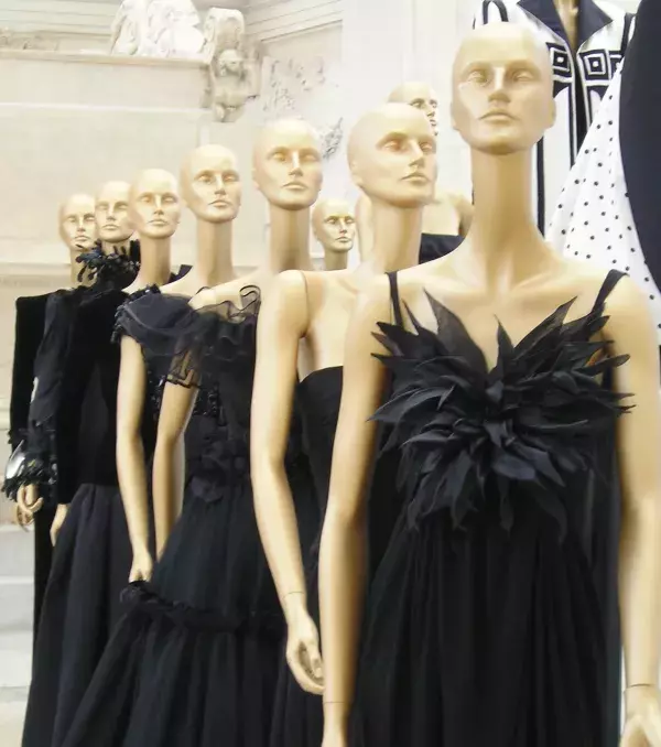 Hen party ideas: a luxury shopping spree