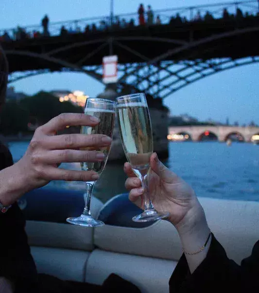 Hen party ideas: rent a party boat